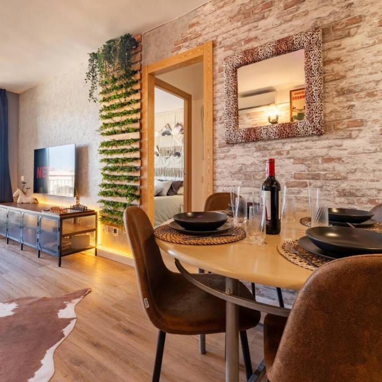 Industrial loft at the beach - Apartamento de 2 dormitorios con vistas al complejo - 24