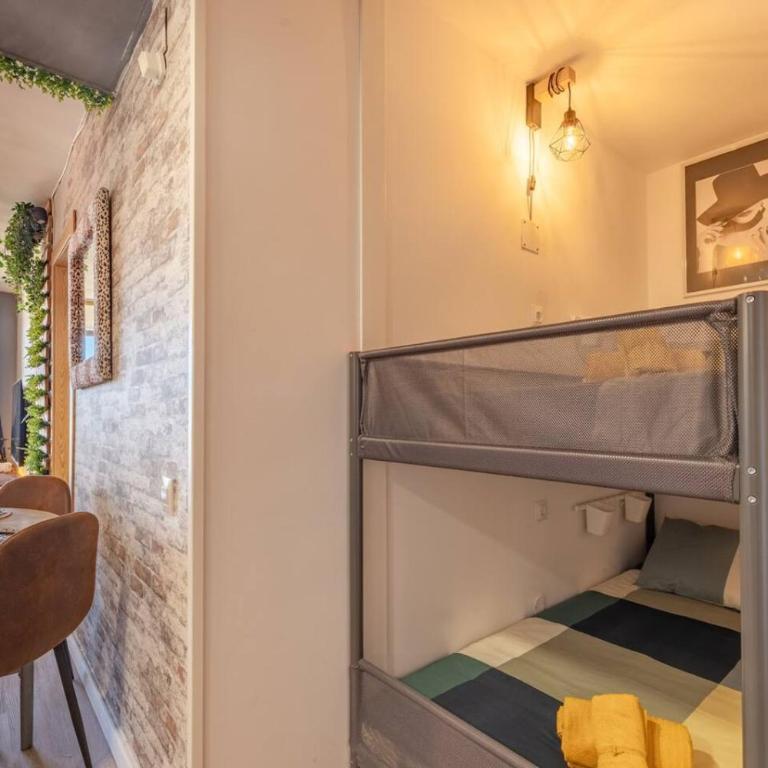 Industrial loft at the beach - Apartamento de 2 dormitorios con vistas al complejo - 13