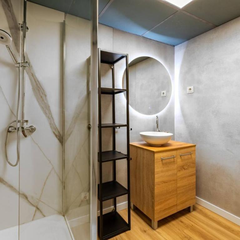 Industrial loft at the beach - Apartamento de 2 dormitorios con vistas al complejo - 10