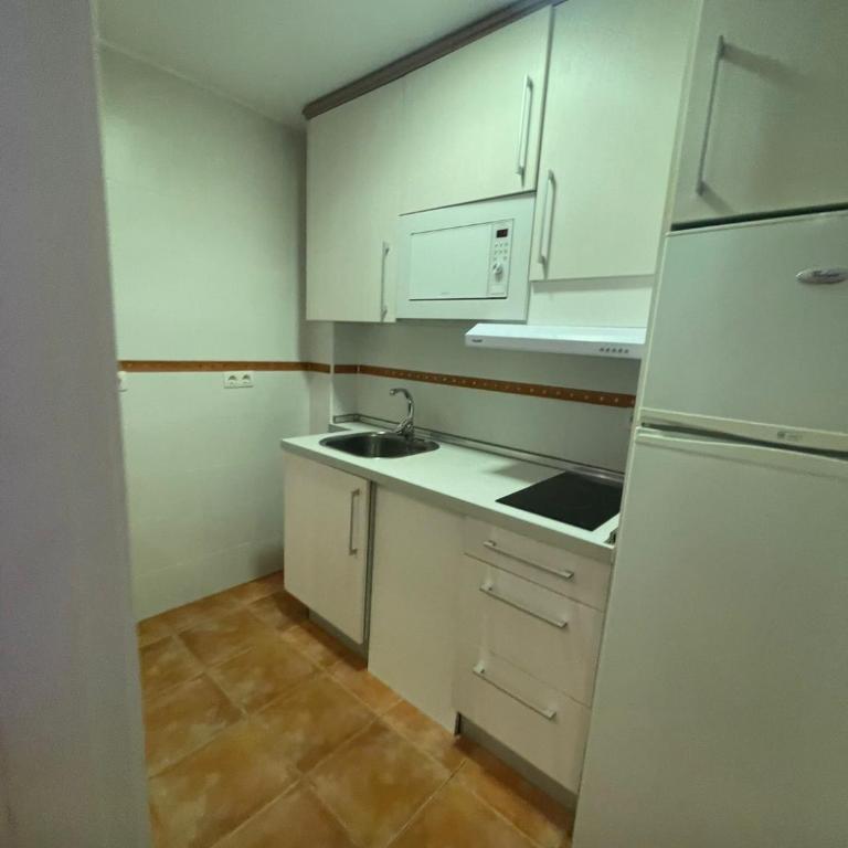 Apartamentos de la Luz - One-Bedroom Apartment - 10