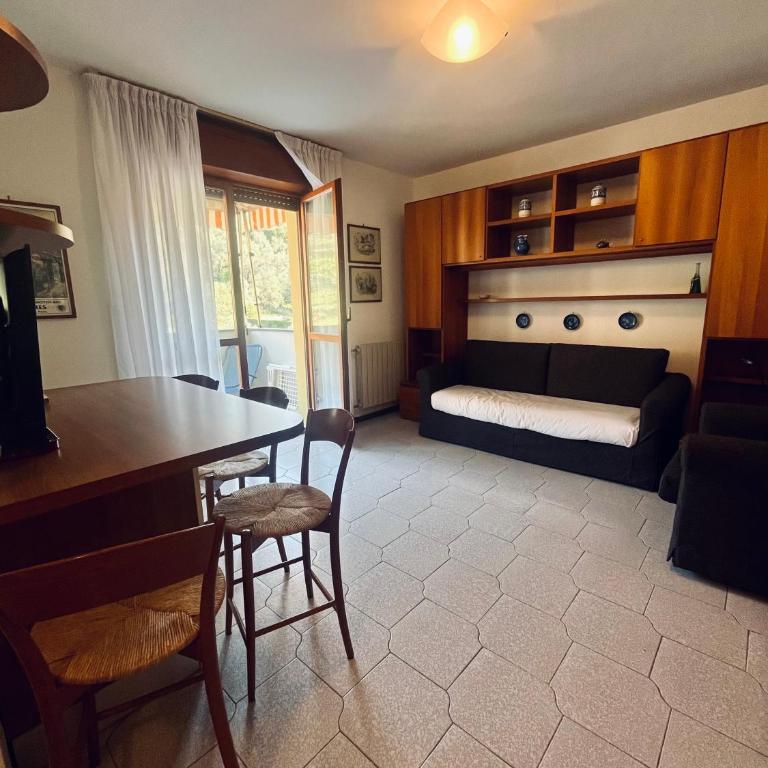 Appartamenti nei pressi della stazione - Appartamento con 1 Camera da Letto - 2