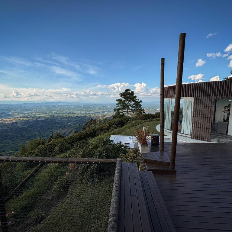 La Cima Eco Hotel - Deluxe Room - 1