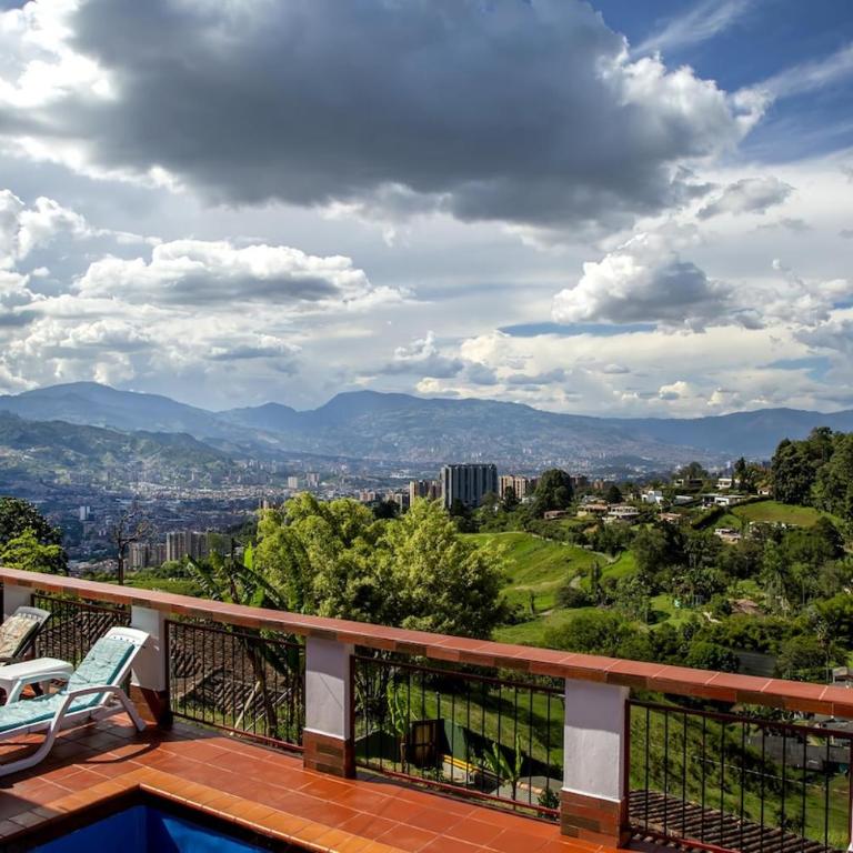 Casita Roja Envigado, Colombian culture experience - Casa de 3 dormitorios - 3