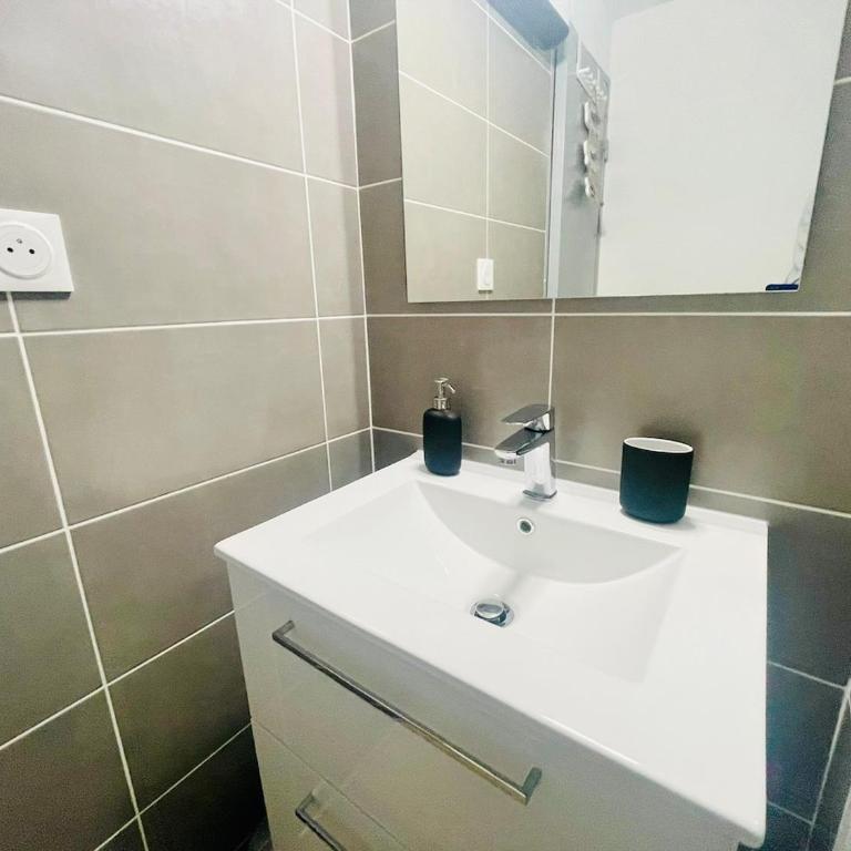 4 Soleil - Mezzanine Wifi Clim Plage Parking - Appartement 1 Chambre - 37