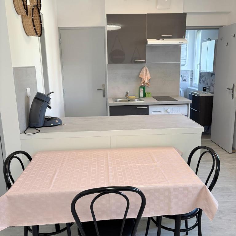 Appartement Louise Pro et Séjour à Mulhouse pour 4 personnes - Apartment mit 2 Schlafzimmern - 5
