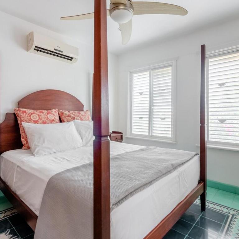 Barbados 2BR penthouse - Timeless charm of colonial Caribbean style - Apartment mit 2 Schlafzimmern, Terrasse und Meerblick - 20