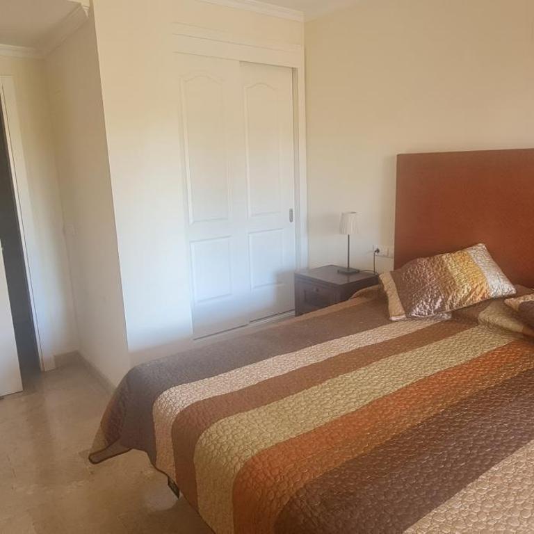 Luxury Two Bedroom Apartment in quiet neighborhood - Two-Bedroom Apartment - 3