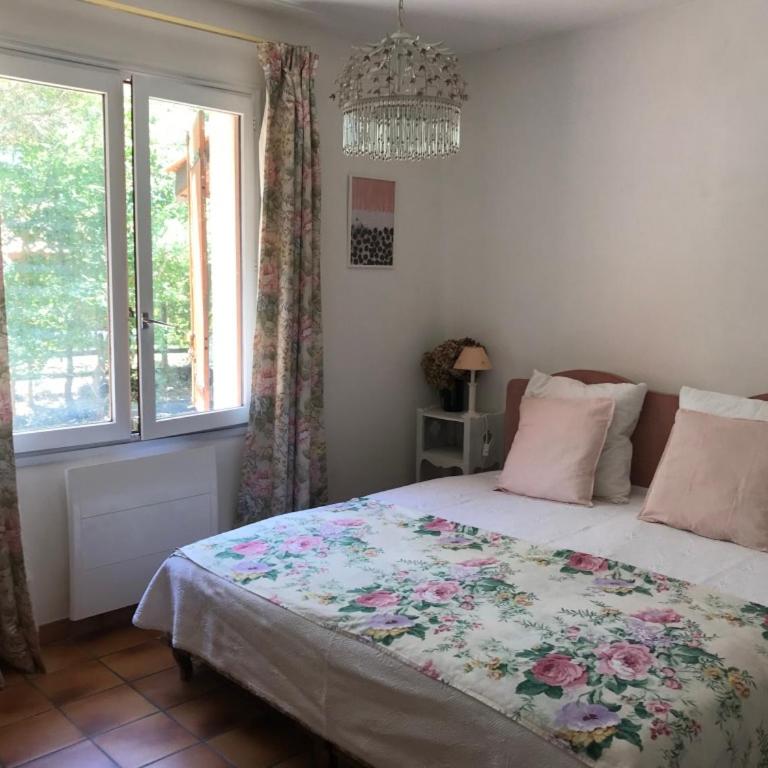 villa chêne liège - Maison 3 Chambres - 2