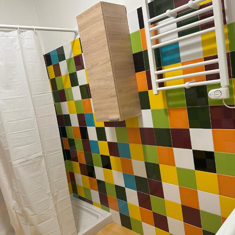 Urban Garden Bilbao - Habitación Triple con baño privado externo - 2