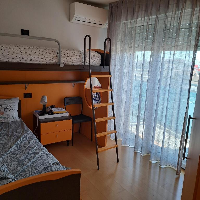 Vista Mare - Casa con 2 Camere da Letto - 6