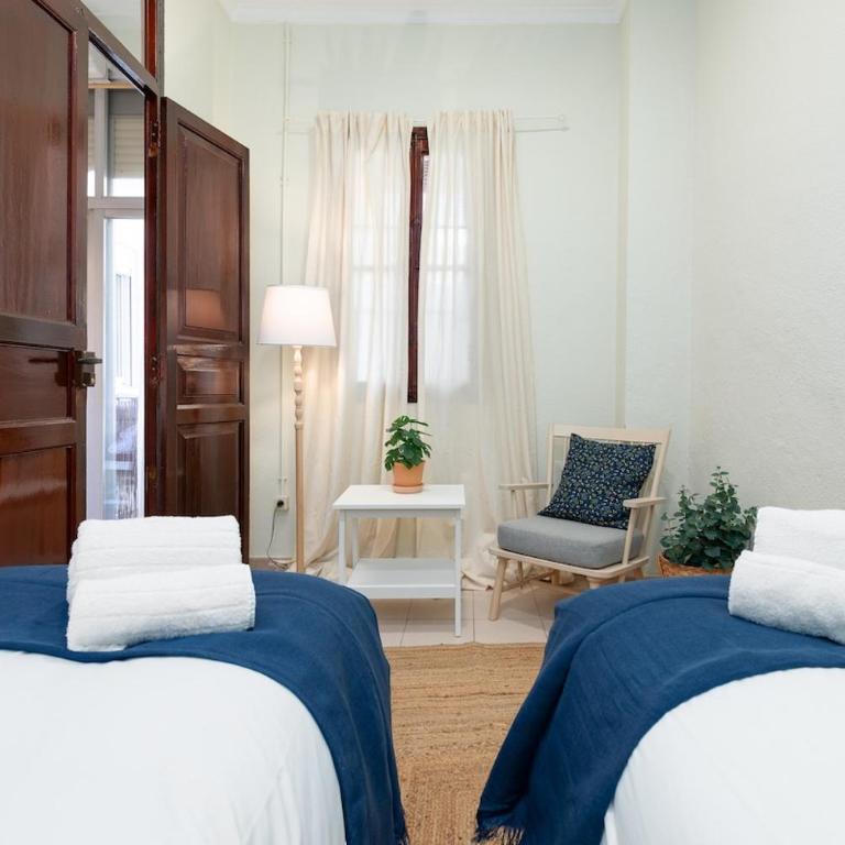 Hogar tradicional con balcón cerca de la playa - Appartement 3 Chambres - 13
