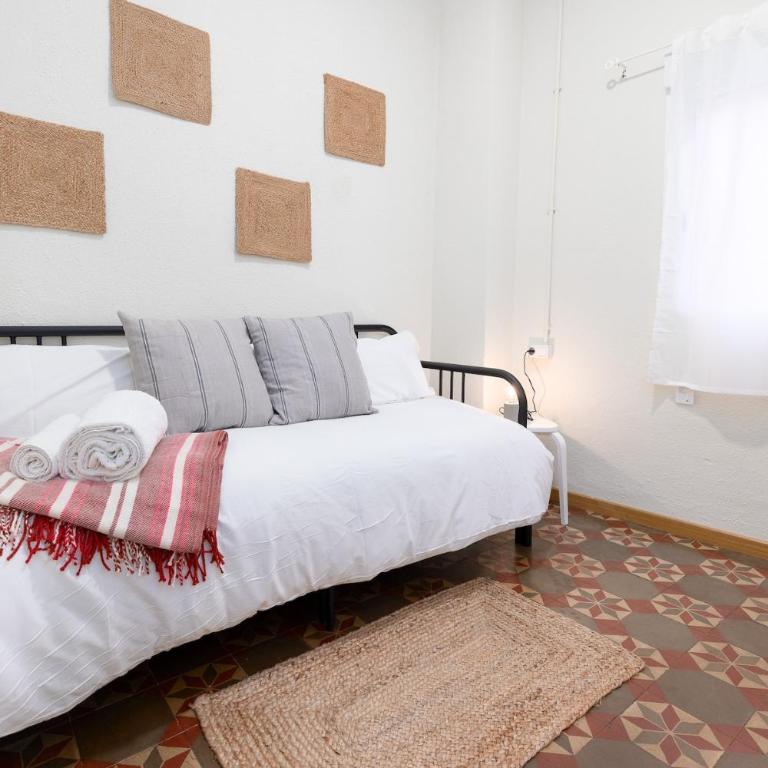 Hogar tradicional con balcón cerca de la playa - Appartement 3 Chambres - 14