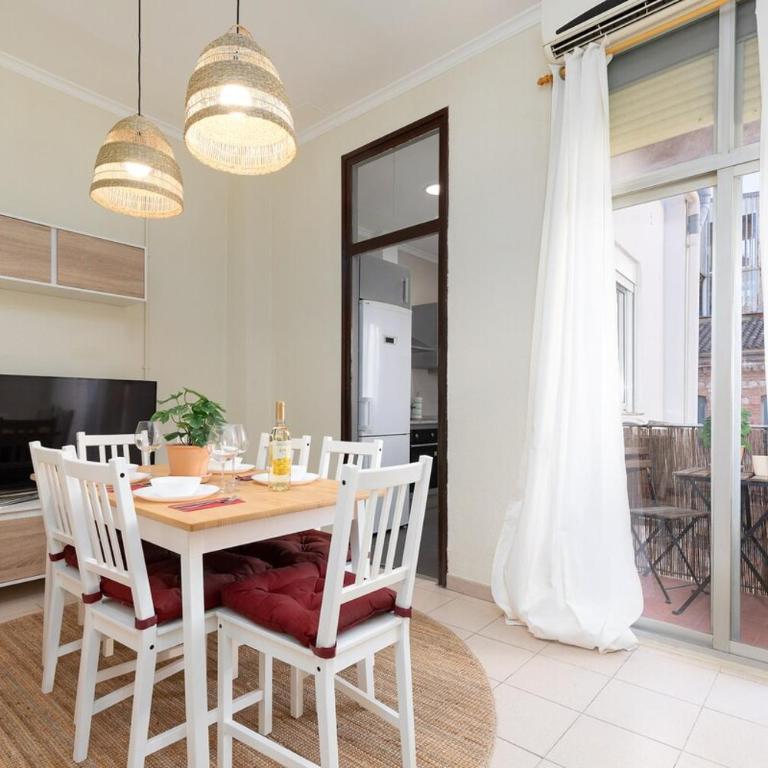Hogar tradicional con balcón cerca de la playa - Appartement 3 Chambres - 15