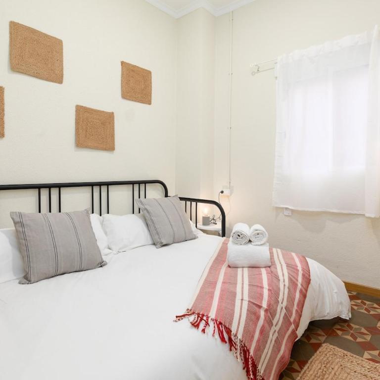 Hogar tradicional con balcón cerca de la playa - Appartement 3 Chambres - 16