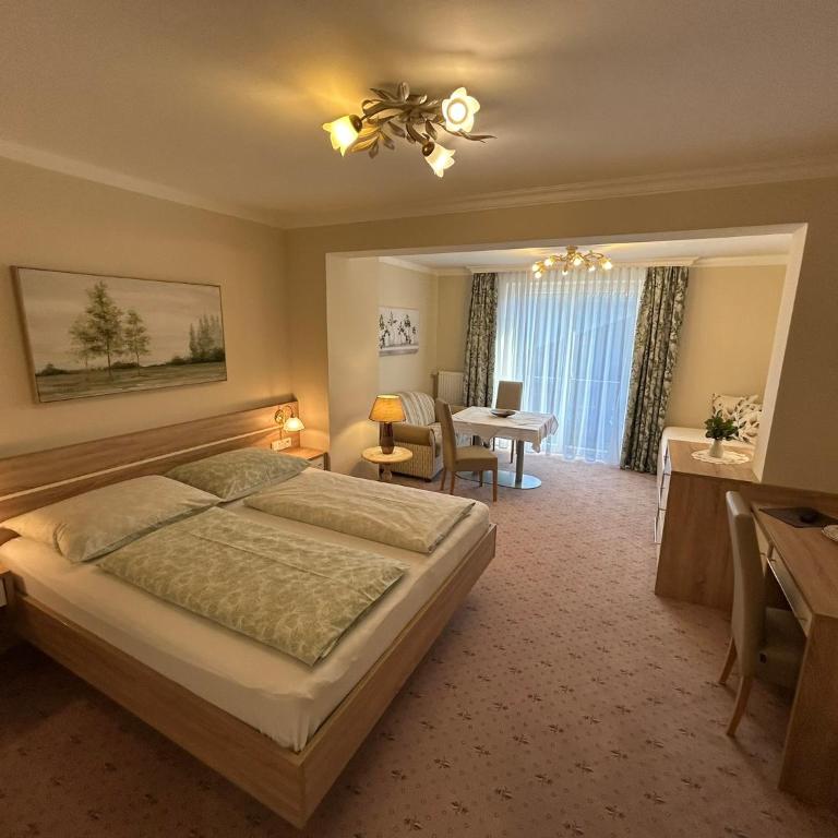 Pension Schlömmer - Chambre Triple avec Balcon - 1