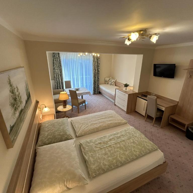 Pension Schlömmer - Chambre Triple avec Balcon - 2