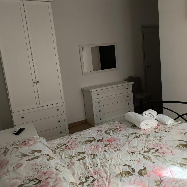 Bed breakfast L'AMICO - Camera Matrimoniale con Bagno Privato - 5