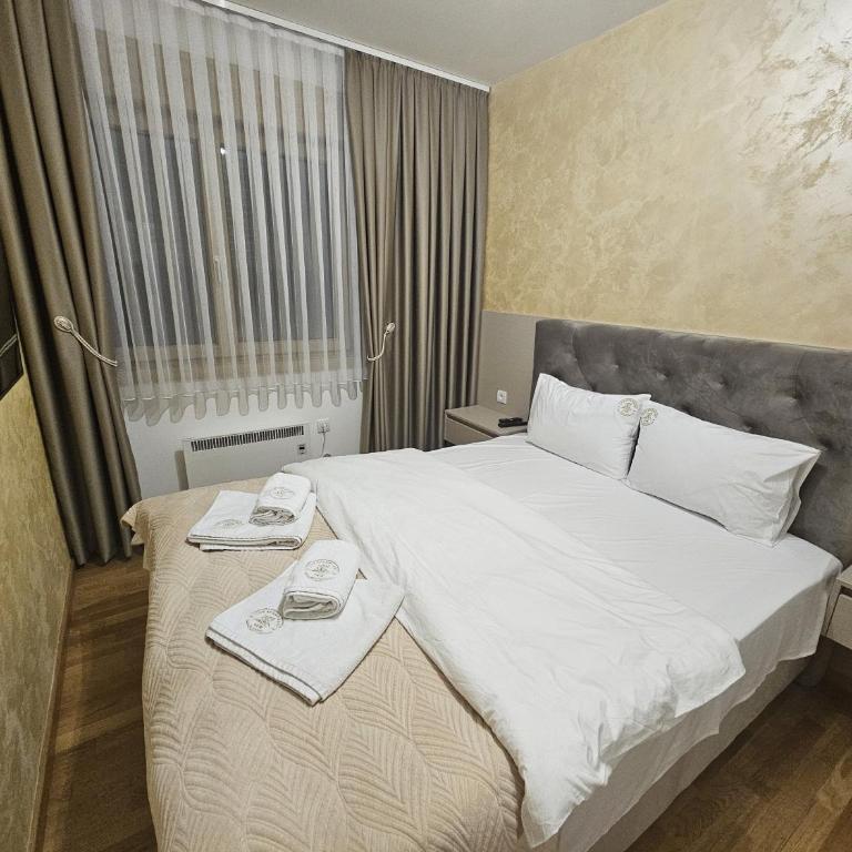 Beli Dvor Apartments SPA & Wellness - Deluxe One - Bedroom Apartment - 6