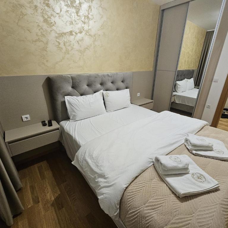 Beli Dvor Apartments SPA & Wellness - Deluxe One - Bedroom Apartment - 7