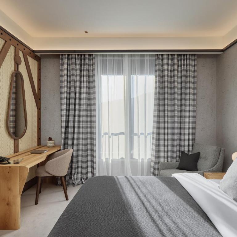 Wulfenia Hotel & Spa - Deluks Dvokrevetna Soba sa Bračnim Krevetom - 4