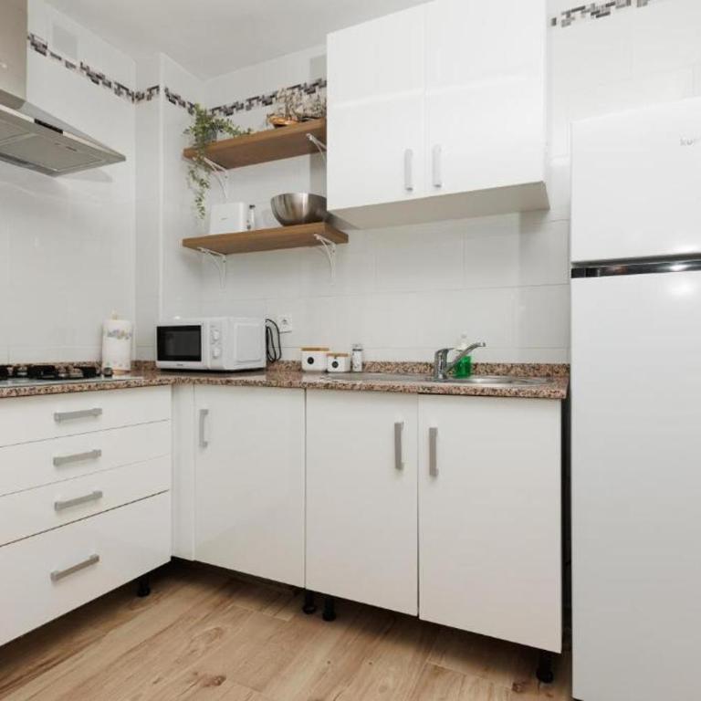 Luz de Sol Apartment - Apartamento de 3 dormitorios con balcón - 19