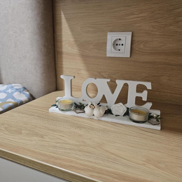 Beli Dvor Apartments SPA & Wellness - Standard Room with View - 10