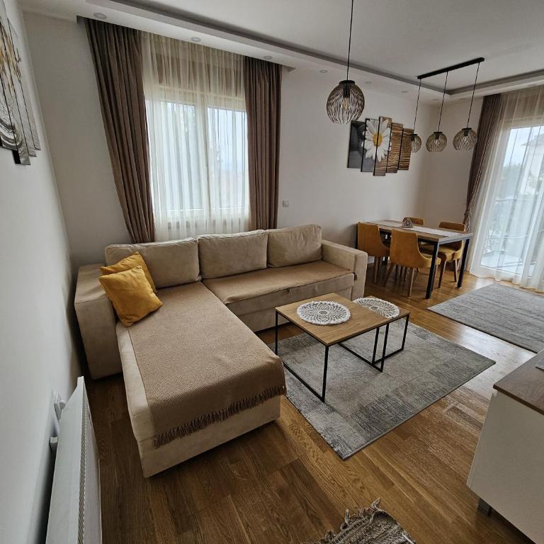 Beli Dvor Apartments SPA & Wellness - Cozy One-Bedroom Apartment - 4