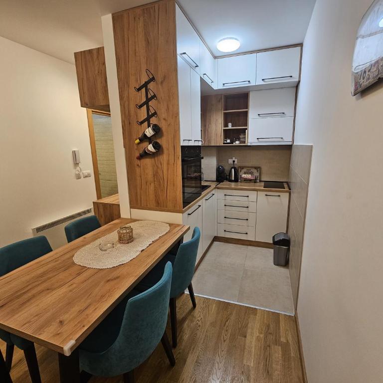 Beli Dvor Apartments SPA & Wellness - Modern One-Bedroom Apartment - 6