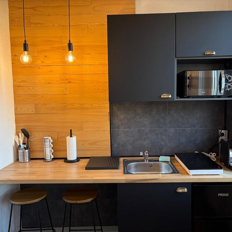Modern Studio in Mulhouse Perfect for a Stay - Apartment mit 1 Schlafzimmer - 9