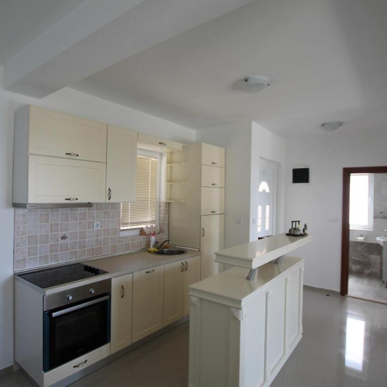 Apartments Marovic - Two-Bedroom Apartment - 14