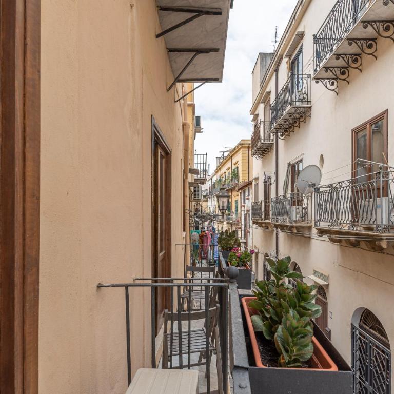 Vega Home - Alle Spalle del Teatro Massimo - Appartamento con 2 Camere da Letto - 25