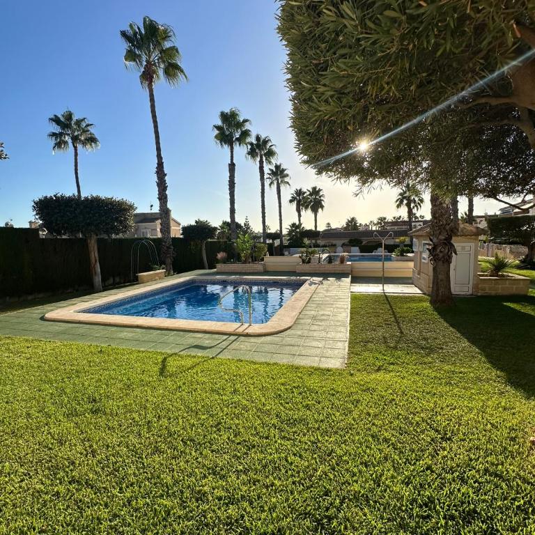 Luxury Holiday Townhouse with Pool II Casa Macarena 02 - Haus mit 2 Schlafzimmern - 33
