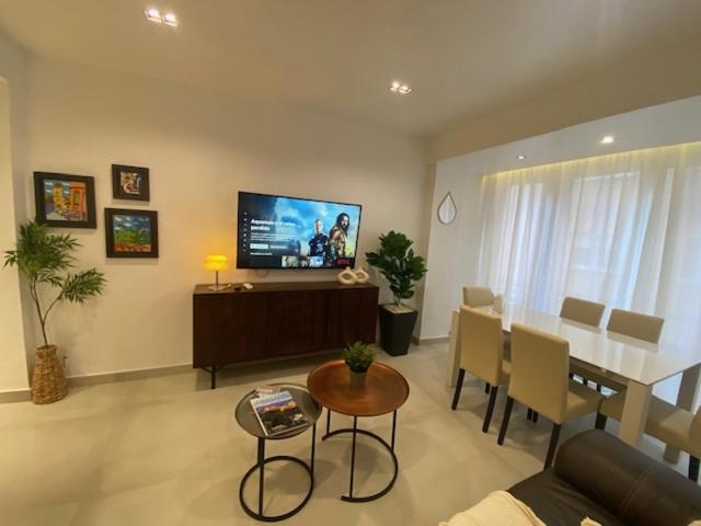 Pedro Antonio Style -1912- - Three-Bedroom Apartment - 32