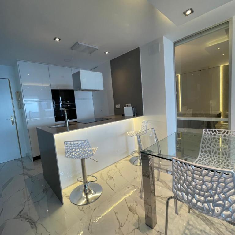 Panoramico Apartamento Principado Marina - Two-Room Apartment - 18