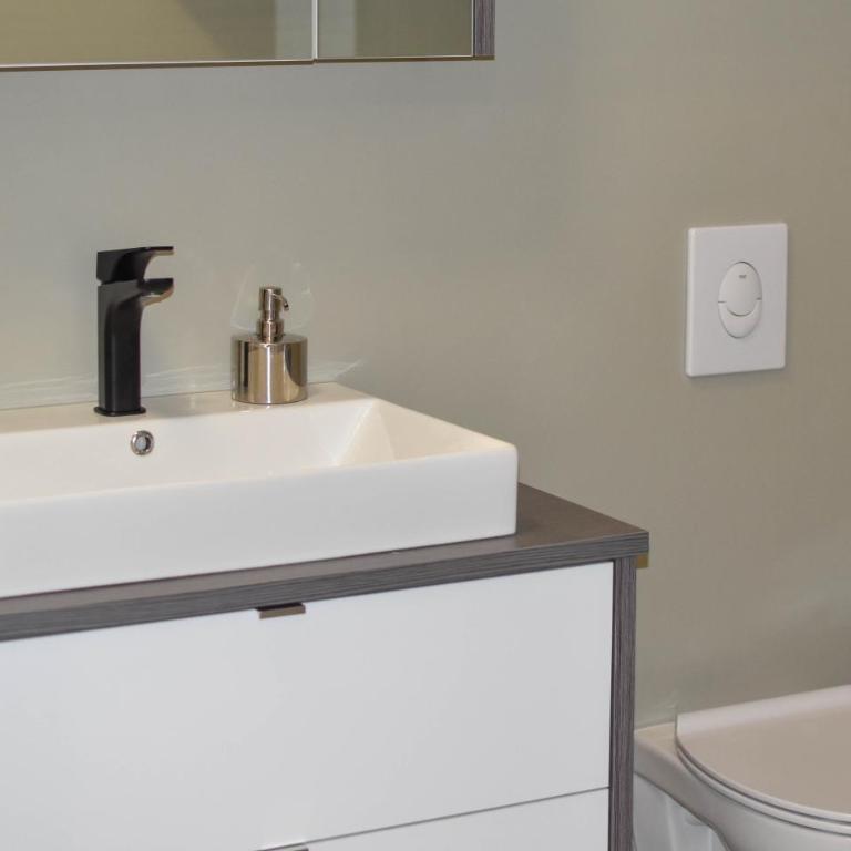 Urban home apartments - One-Bedroom Apartment - 3