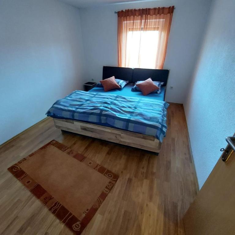 Urban home apartments - Two-Bedroom Apartment - 11