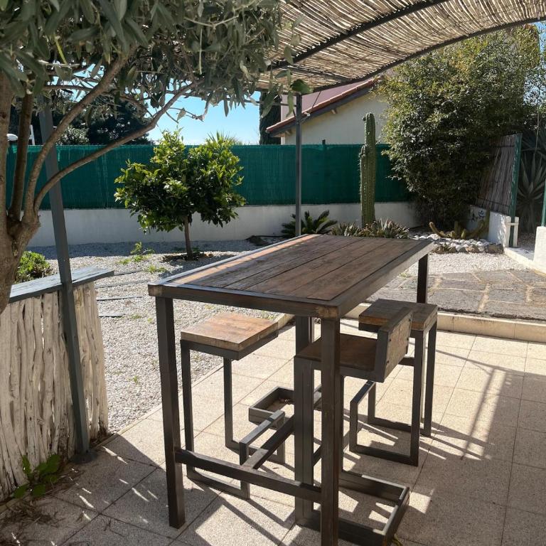 Joli appartement privé jardin à 10min des plages - Appartamento con 1 Camera da Letto - 11