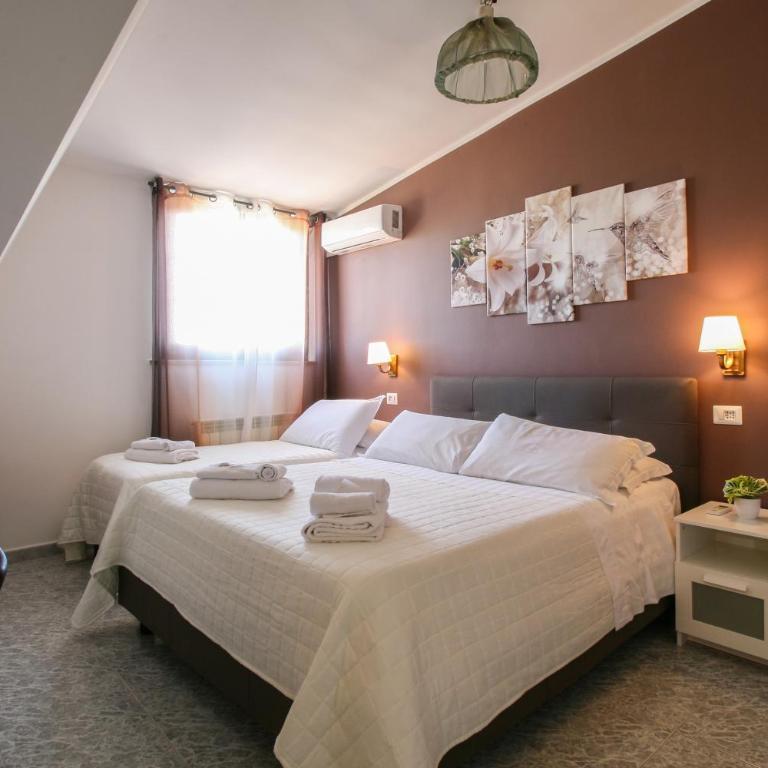 Residence Speedy Lovely Suites - 9 Appartamenti Fino a 52 Ospiti - Fiumicino Airport - Appartamento con 3 Camere da Letto - Piano Alto - 16