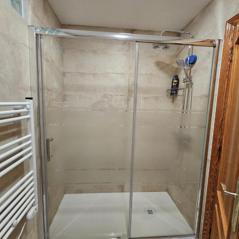 Vive la playa a lo grande!!! - Four-Room Apartment - 10
