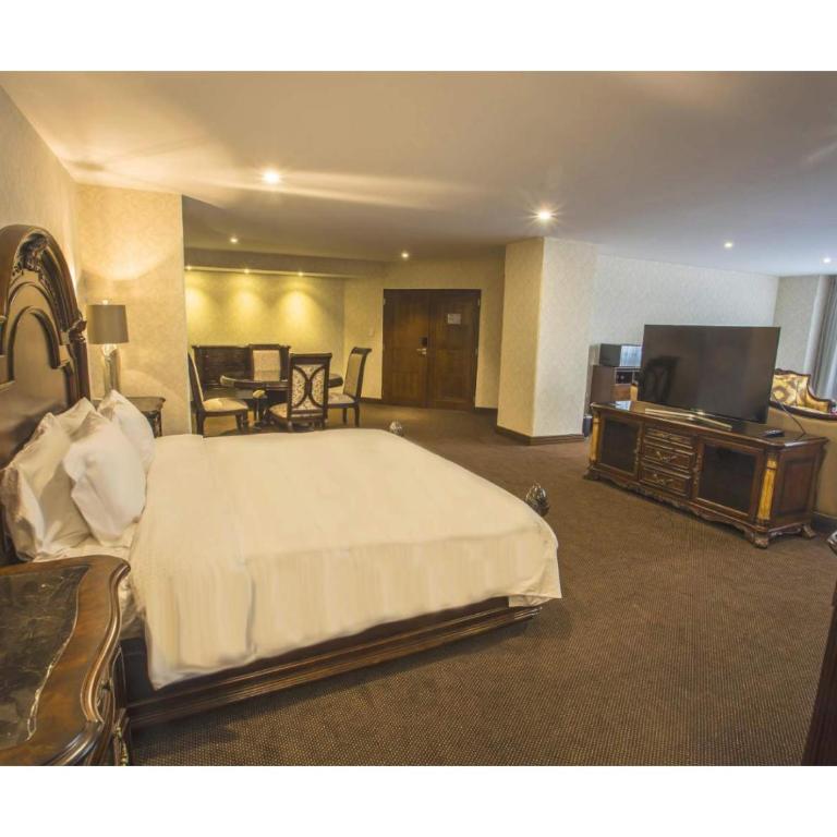 ROLES Hotel - Suite Presidencial - 1