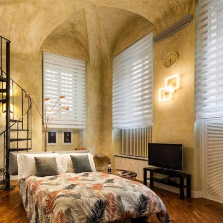 Chic Mamma Deluxe Loft Suite - One-Bedroom Apartment - 22