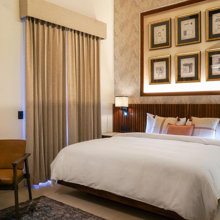 Casa Postal Hotel Boutique - Junior Suite with Balcony - 1