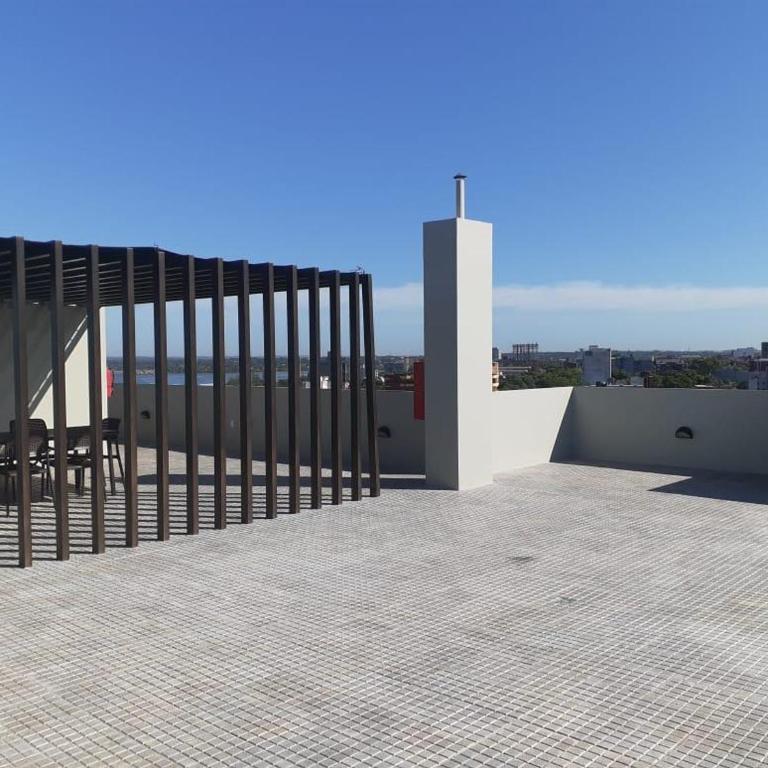 Apartamento completamente equipado! Con Parking! En Paraná Playa Deptos! - Apartamento de 1 dormitorio - 33