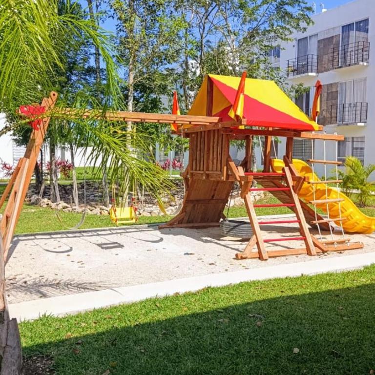 Departamento Turquesa - Three-Bedroom Apartment - 12