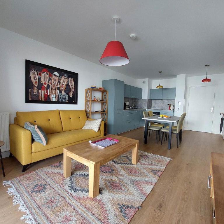 Appartement à 2 pas de la plage avec parking à Royan - FR-1-550-90 - Appartamento - 1