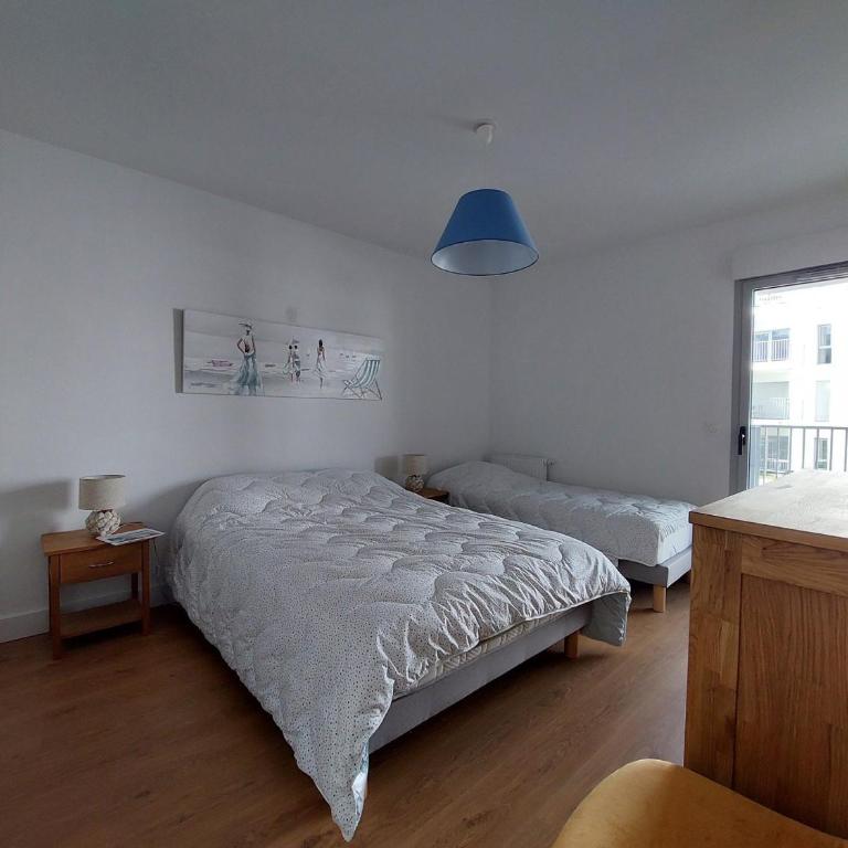 Appartement à 2 pas de la plage avec parking à Royan - FR-1-550-90 - Appartamento - 8