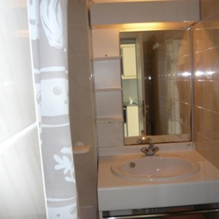 Appartement 2 Pièces avec Terrasse et Parking à 50m Plage - Port Camargue - FR-1-731-136 - Apartment - 9