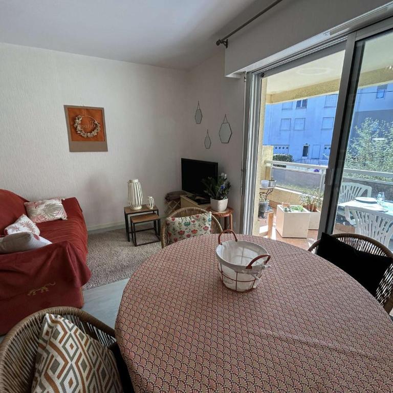 Appartement lumineux 4 couchages, balcon, parking - Saint-Jean-de-Monts - FR-1-224C-344 - Apartment - 4