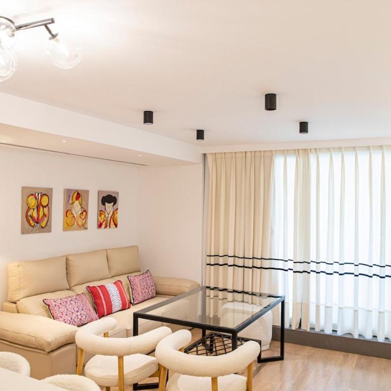 San Pablo 1 De Lujo - Apartamento Deluxe de 2 dormitorios con balcón - 1
