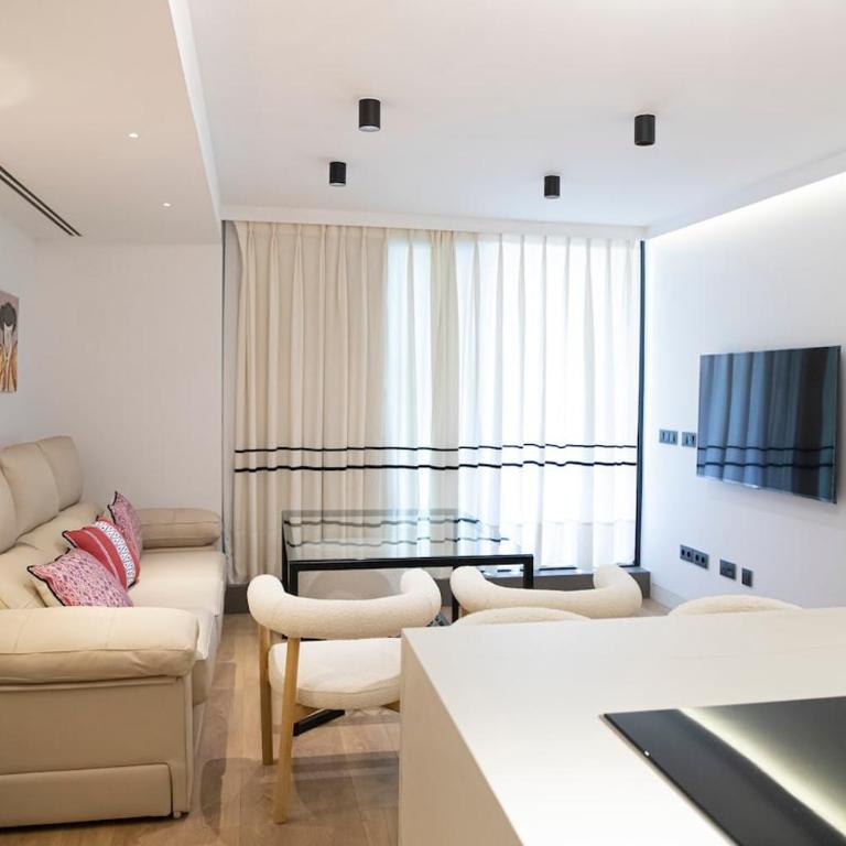 San Pablo 1 De Lujo - Apartamento Deluxe de 2 dormitorios con balcón - 29